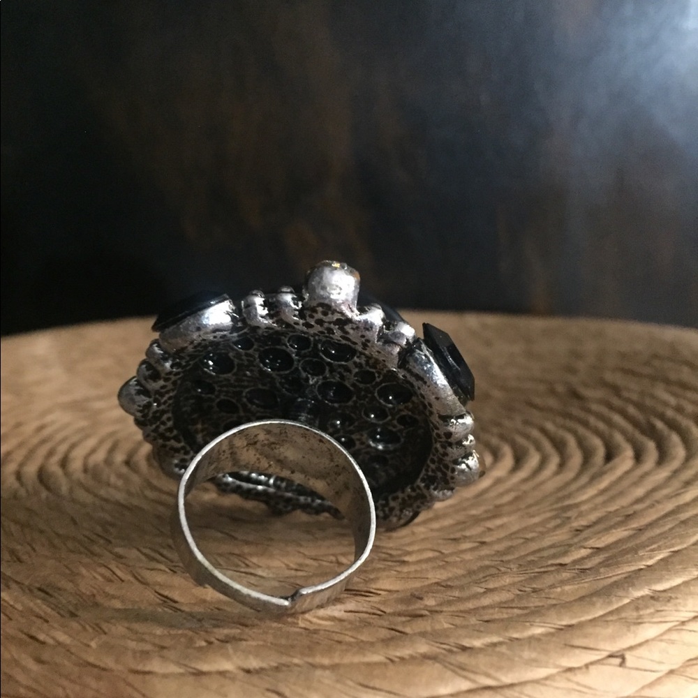 Large Center Black Stone Ring - image 6